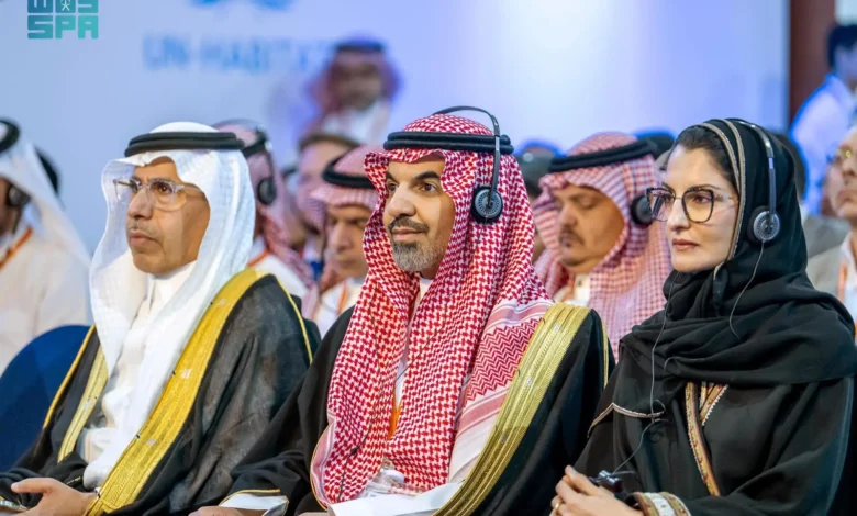 أمين منطقة المدينة المنورة خلال افتتاح الفاعليات
