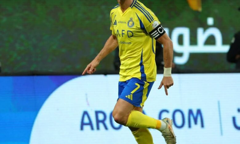 كريستيانو رونالدو لاعب النصر يحتفل بالهدف