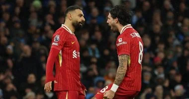 لاعبي ليفربول يحتفلون بالهدف