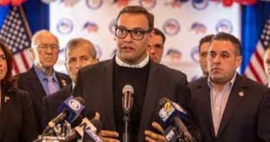 جورج سانتوس