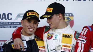 شوماخر وسائقه