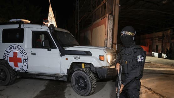 عملية تسليم الرهائن للصليب الأحمر