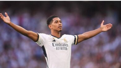 بلينجهام يحتفل بالهدف