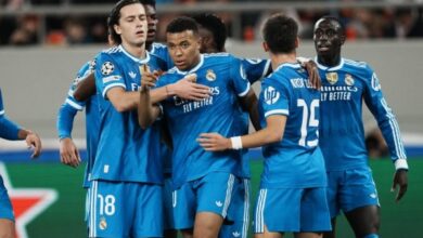 لاعبي ريال مدريد يحتفلون بالهدف