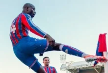 جان فيليب ماتيتا يحتفل بالهدف