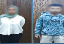 الشاب والفتاة عقب القبض عليهم