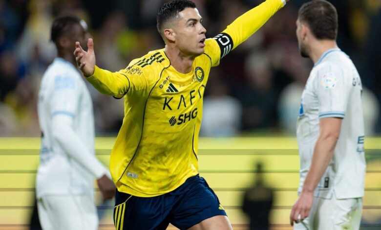 كريستيانو رونالدو يحتفل بالهدف