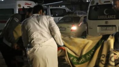 نقل مصابين بمدينة حلب أرشيفية