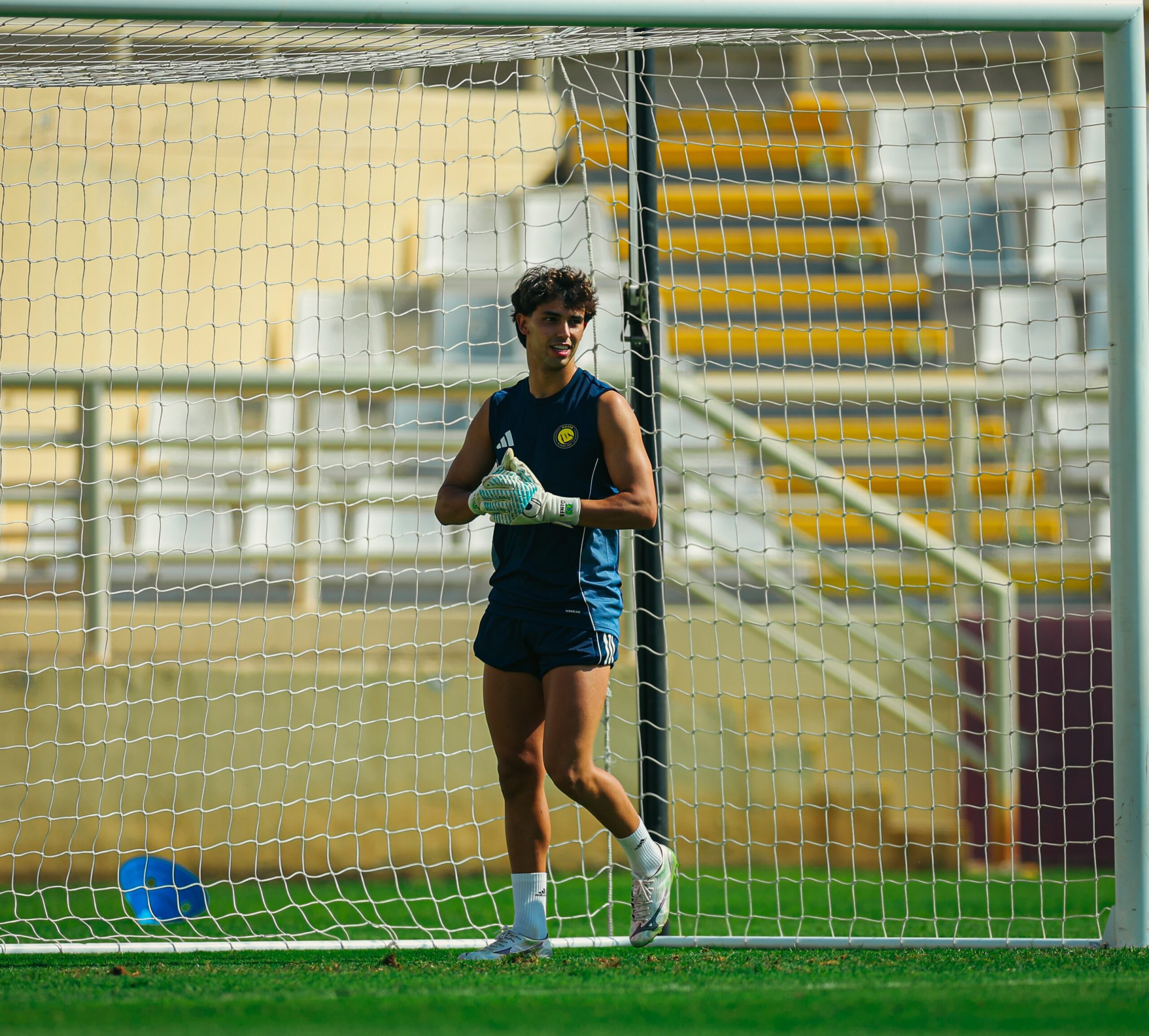 جواو فيليكس في حراسه المرمي1