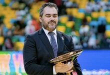 أوجستي بوش مدرب المنتخب