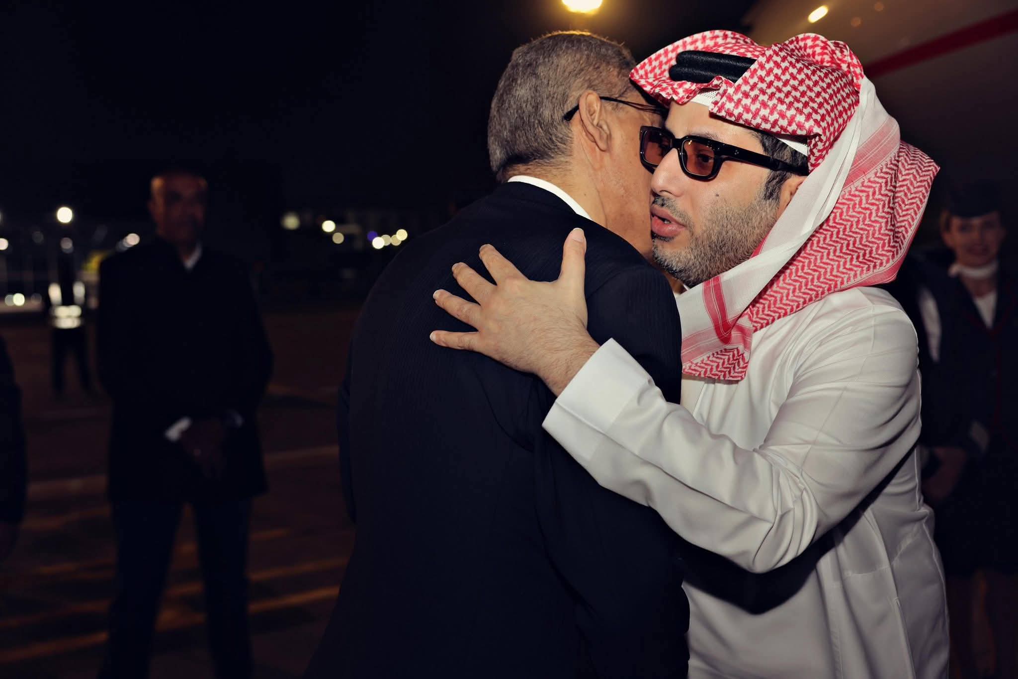 المستشار تركي ال شيخ عقل وصوله