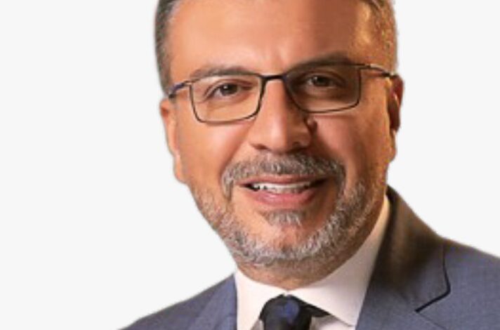 الإعلامي عمرو الليثي