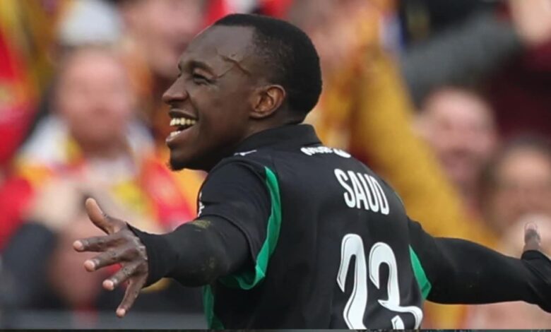 سعود عبدالحميد يحتفل بالهدف