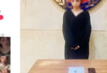الفتاة عقب القبض عليها